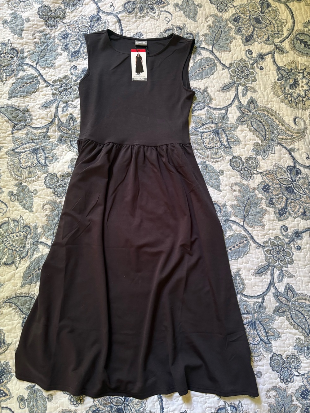 Sleeveless black Women’s Dress - 32 cool